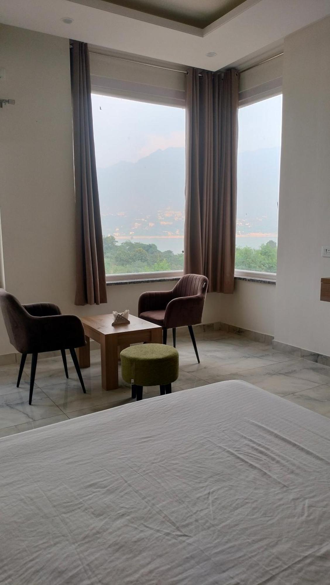 Govind Sagar View Hotel & Restaurant Bilaspur  Exterior photo