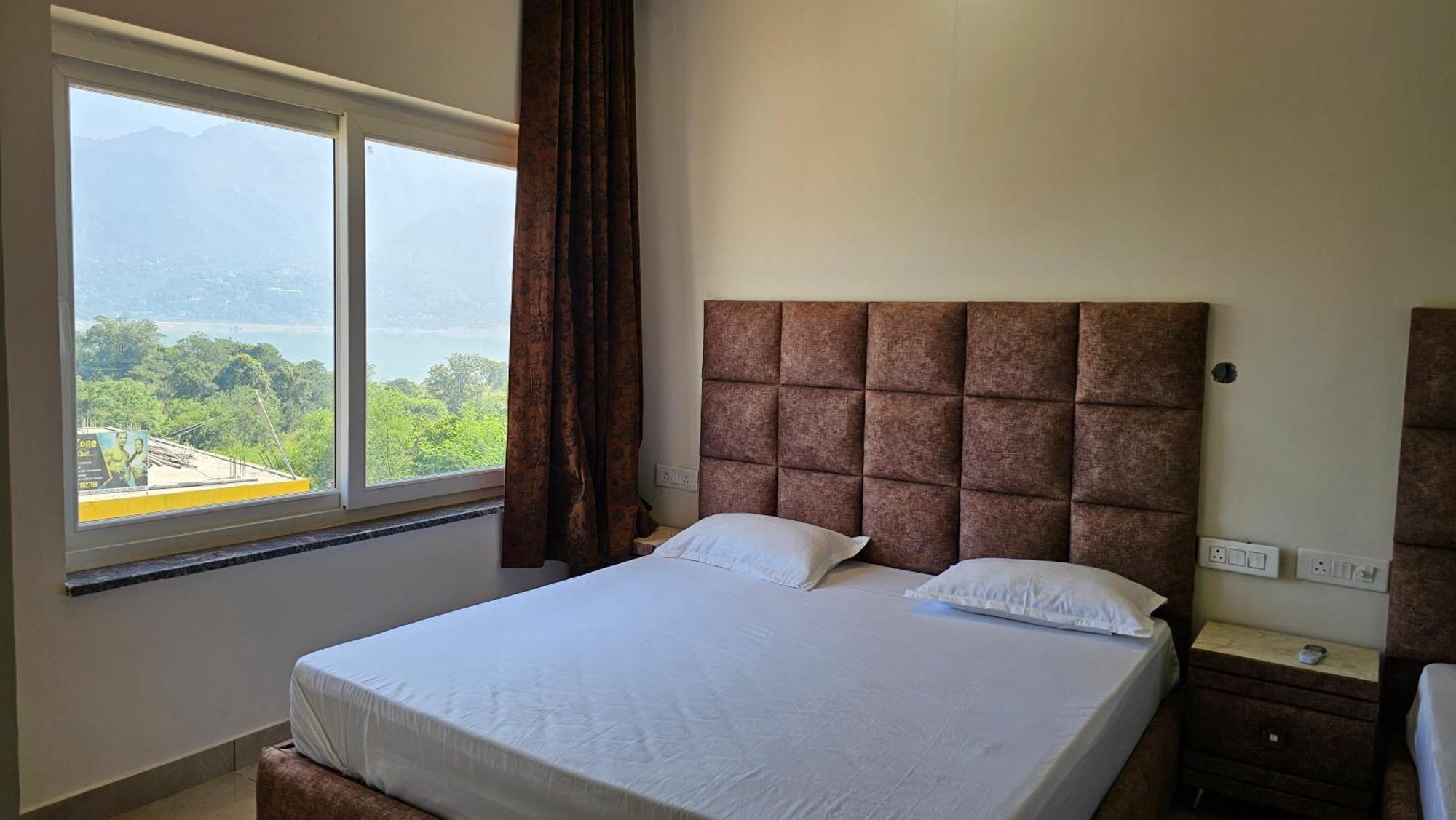 Govind Sagar View Hotel & Restaurant Bilaspur  Exterior photo